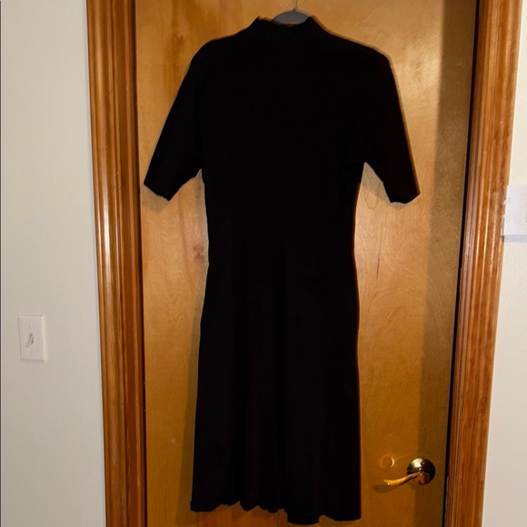 Velvet Black A-Line Midi Dress V-Neck Short Sleeve - Picture 11 of 11